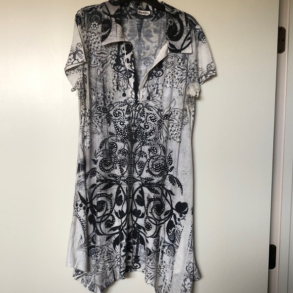 Embellished tunic - Picture 2 of 7